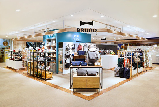 BRUNO 專櫃陳列